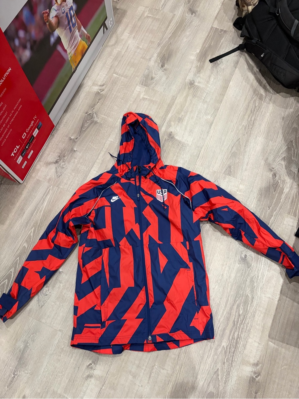 Nike Mens USA Red & Navy Hooded Windbreaker Jacket